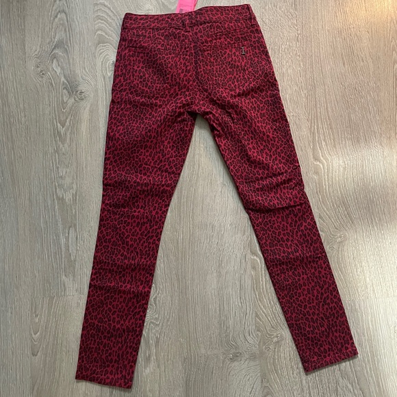 Isaac Mizrahi Jeans NWT Red Leopard Print - Picture 6 of 7
